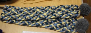 Pom-pom scarf