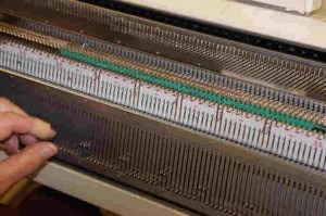 Rib pattern with second needle in place (2)