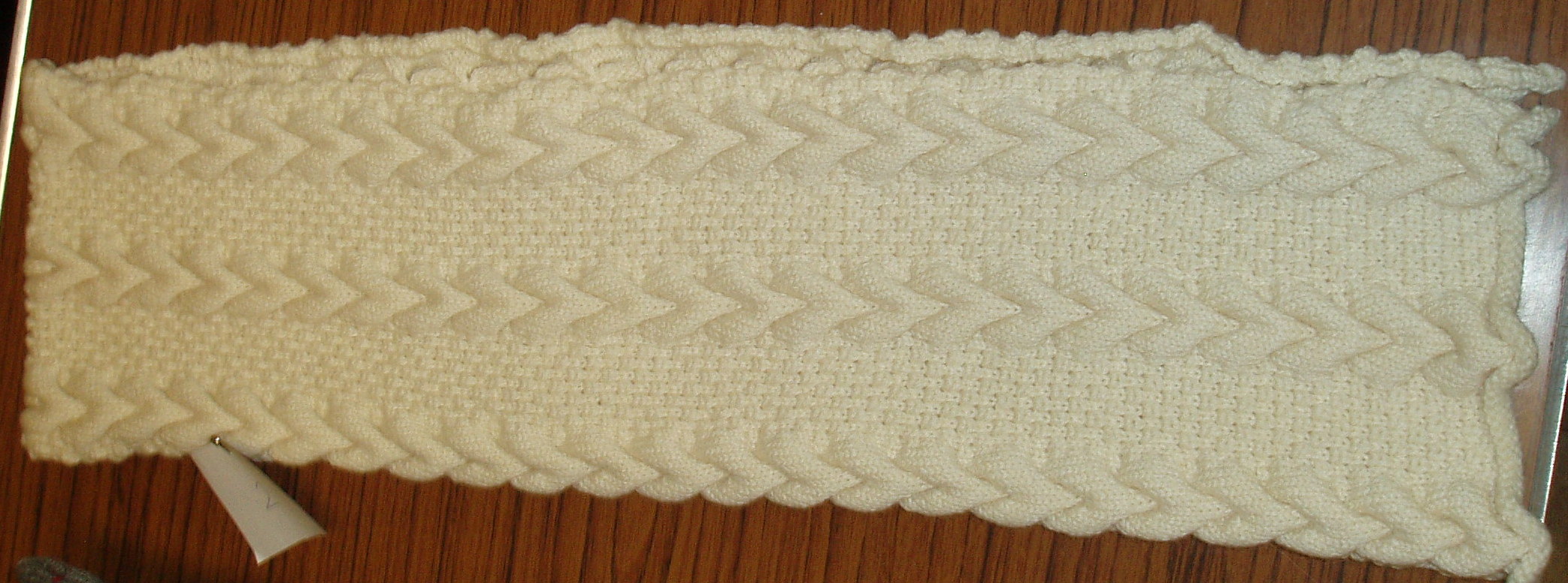 Hearts Cream Scarf - Category Winner