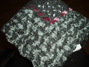 Grey woven collar