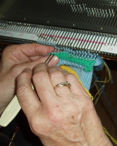 Hanging pocket top trim